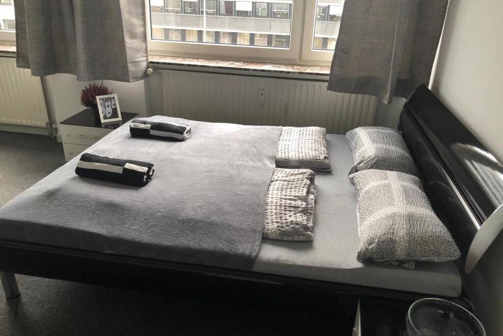 Ein helles und geräumiges Zimmer am Bremer Hauptbahnhof. Exterior foto