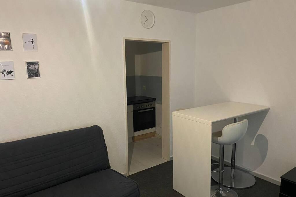 Ein helles und geräumiges Zimmer am Bremer Hauptbahnhof. Exterior foto